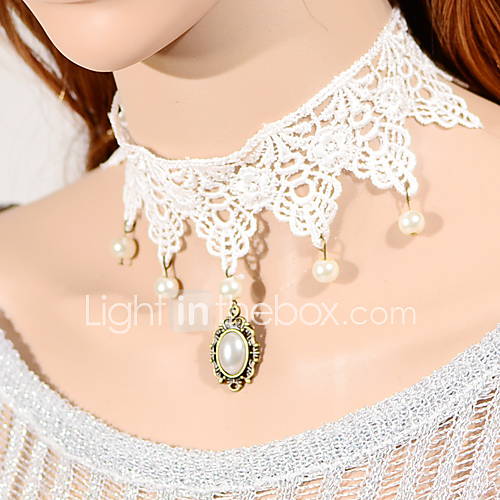 OMUTO Korea White Beautiful Bride Wedding Victoria Necklace (Black)