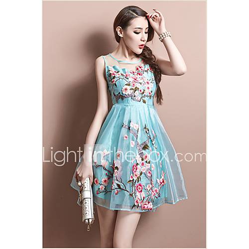 Womens Elegant Princess Embroidery Midi Dress